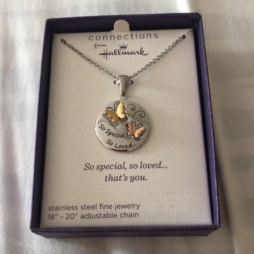 Butterfly Cutout Necklace (brand new!)